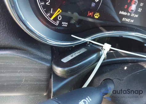 2019 Jeep Grand Cherokee Laredo E 4X2 from USA, damaged, VIN 1C4RJEAGXKC543886